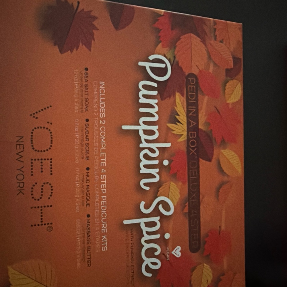 LOESHI Pumpkin Spice Pedicure Kit - Orange